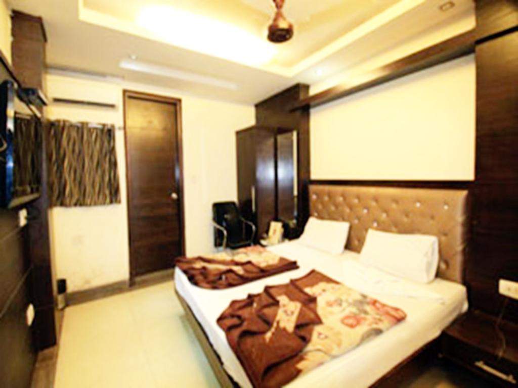 Adb Rooms Hotel Chander Palace Neu-Delhi Exterior foto