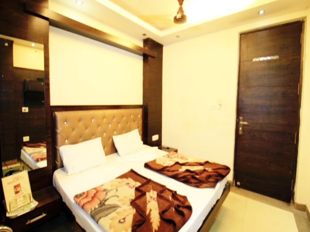 Adb Rooms Hotel Chander Palace Neu-Delhi Exterior foto