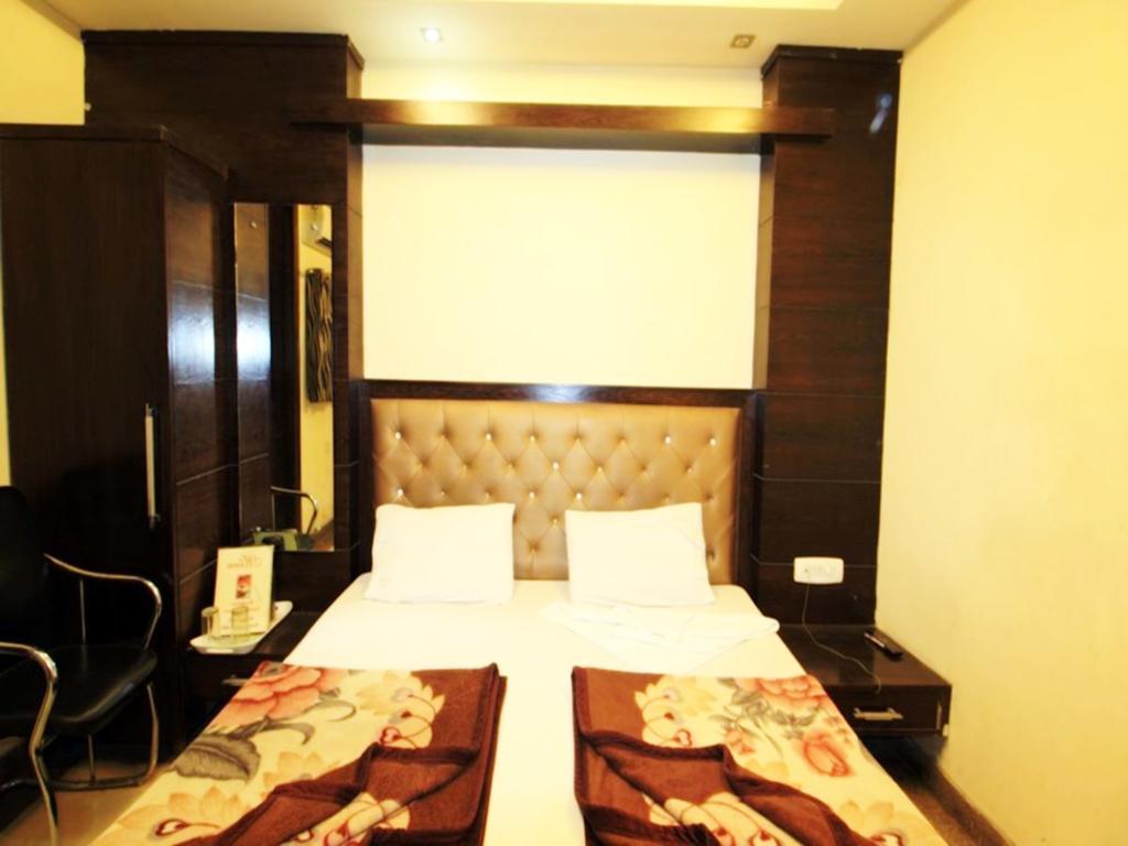 Adb Rooms Hotel Chander Palace Neu-Delhi Exterior foto
